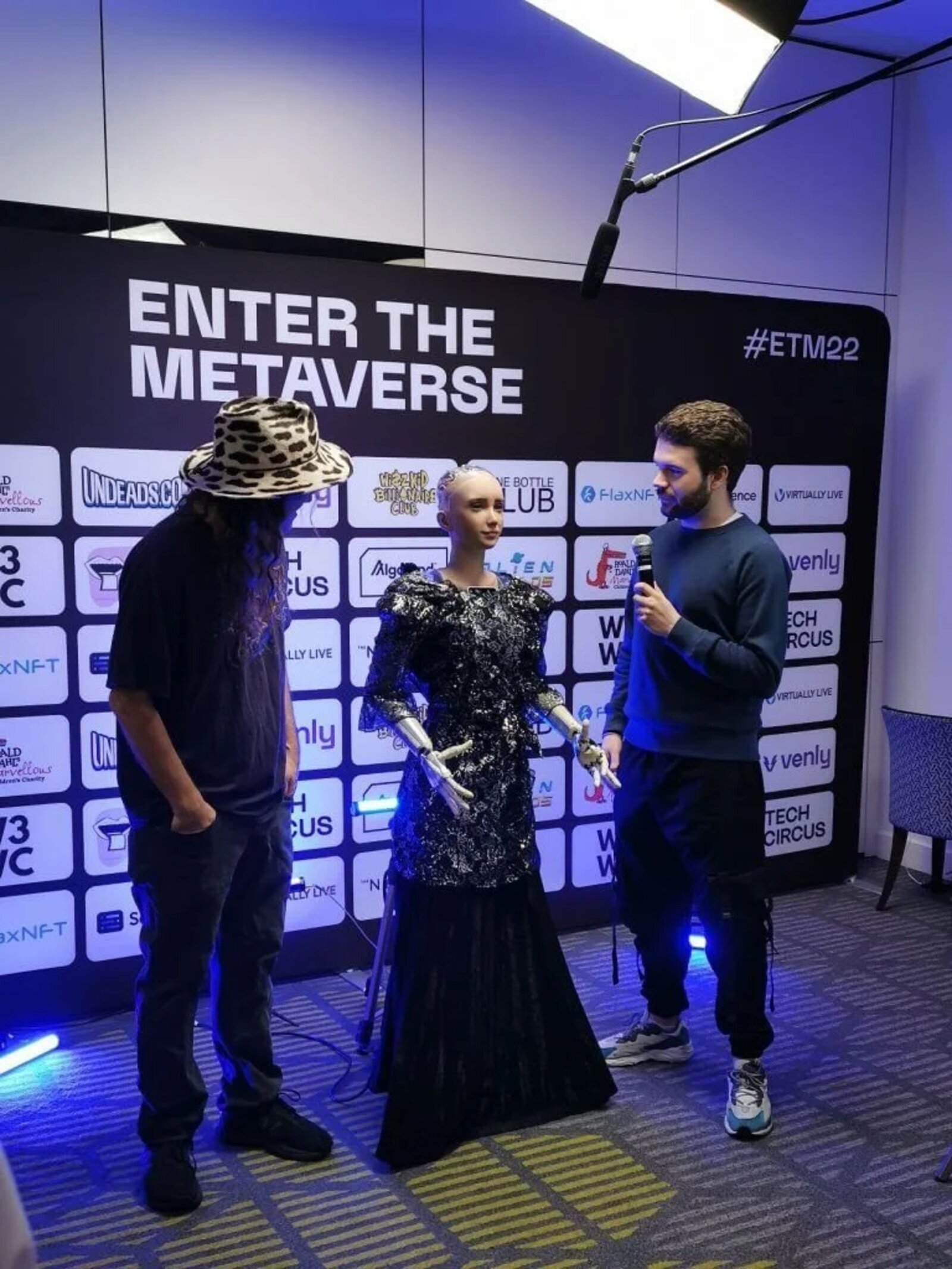 Sophia the AI Robot interview at Enter The Metaverse, London 2022